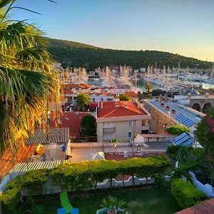 yalcin-hotel.aegeanhotels.net/